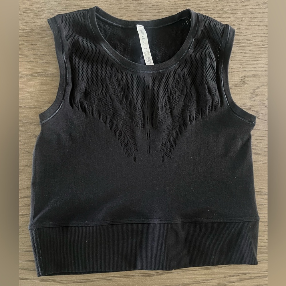 Athleta Ujjayi Crop Black Tank Top Size Small/Medium